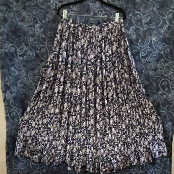 NEO NOSTALGIA LARGE MAXI SKIRT - Picture 3 of 8